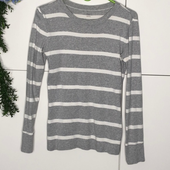 THE GAP Tops - THE GAP long sleeve gray & white striped t-shirt